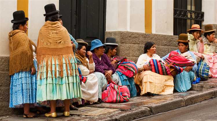 Роль шляпы в традиционной боливийской одежде